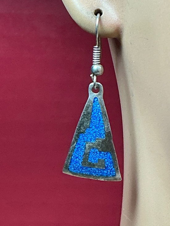 Jewelry - Sterling Silver Mexico Geometric Triangle Design Crushed Turquoise Inlay. 1.5”